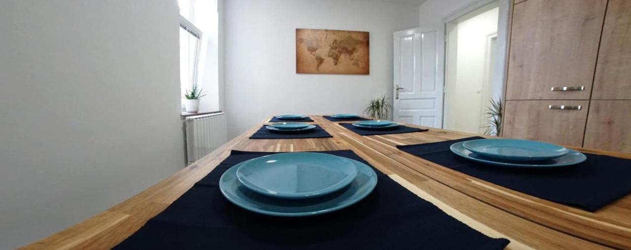 Maister Rooms Maribor Bagian luar foto