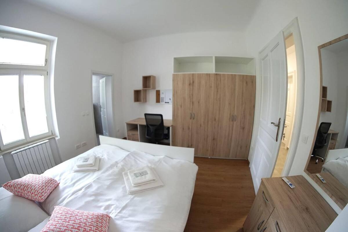 Maister Rooms Maribor Bagian luar foto